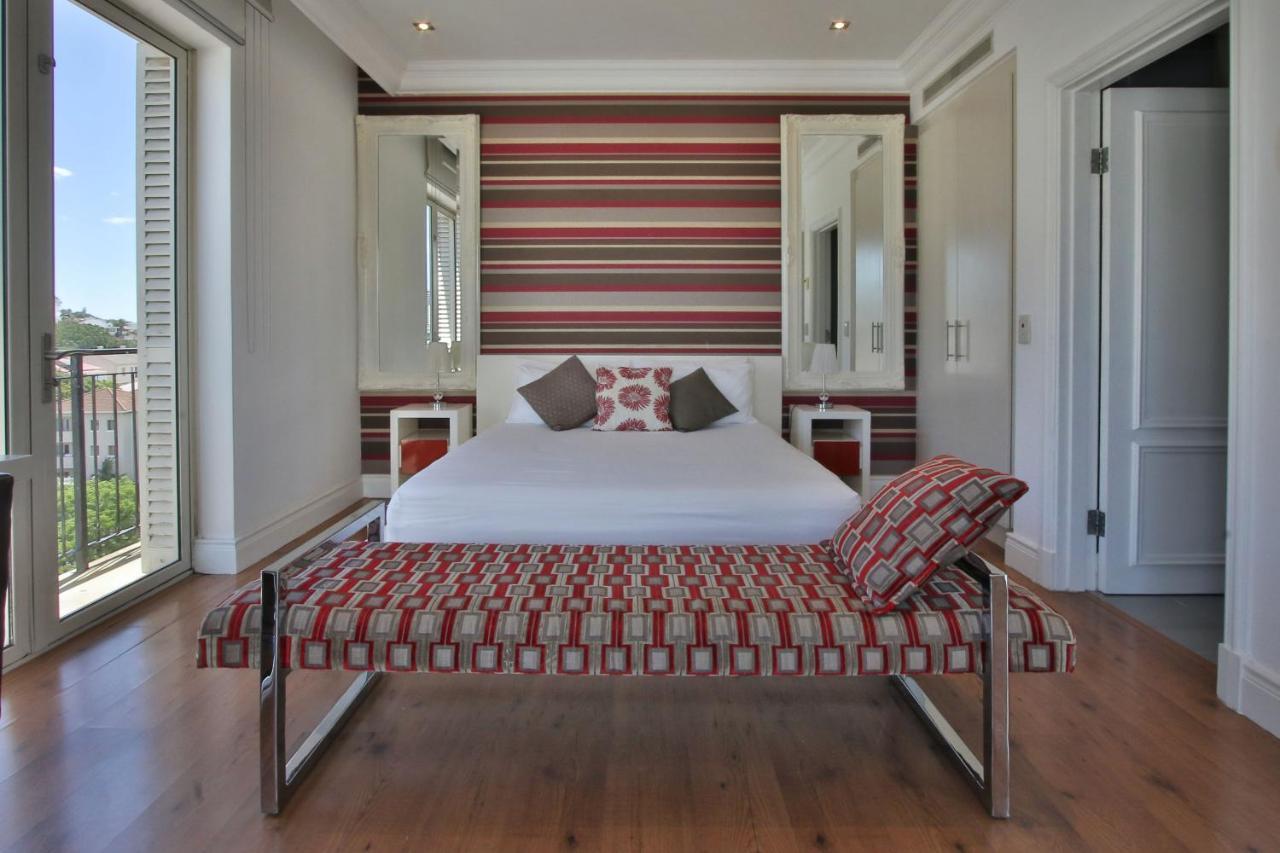 Cape Royale 1 Bedroom Luxury With Mountain View