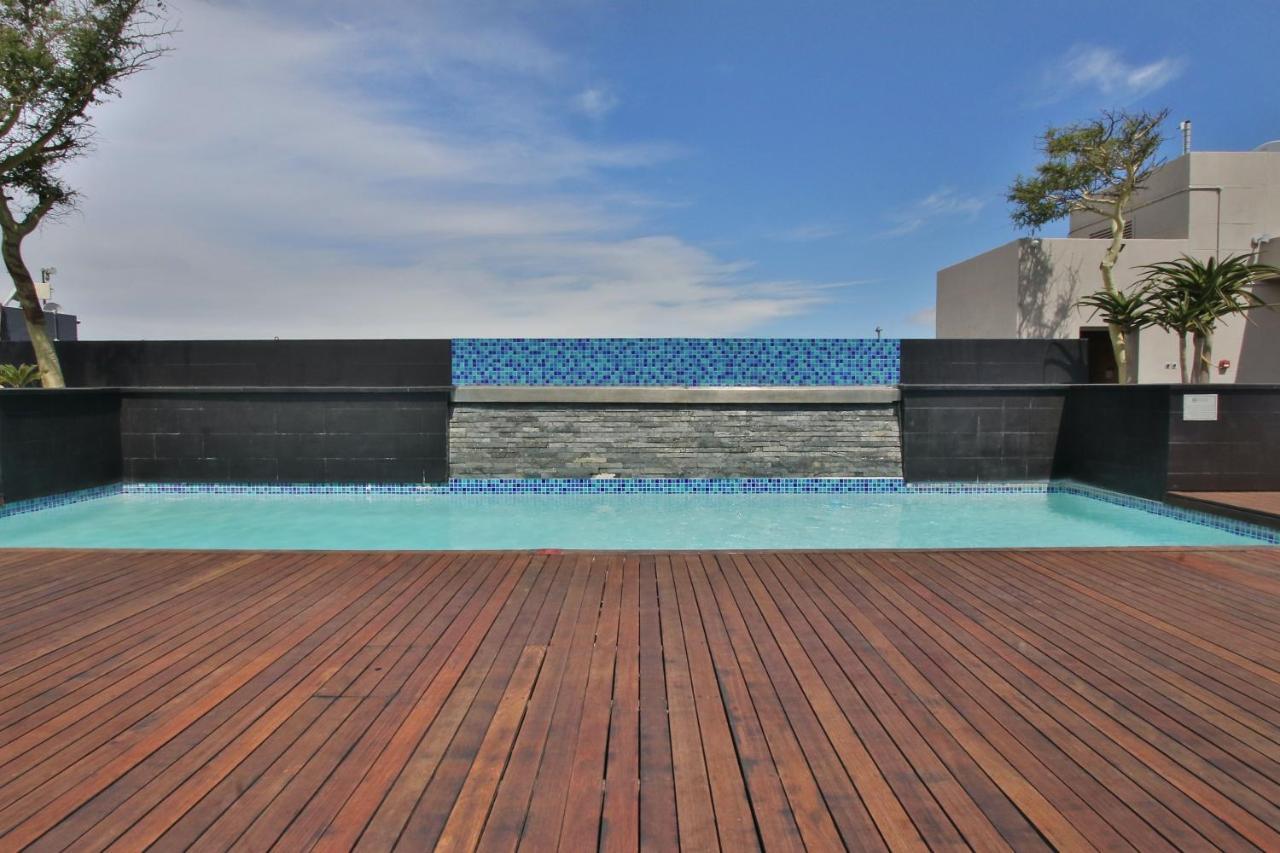 Cape Royale 1 Bedroom Luxury With Mountain View