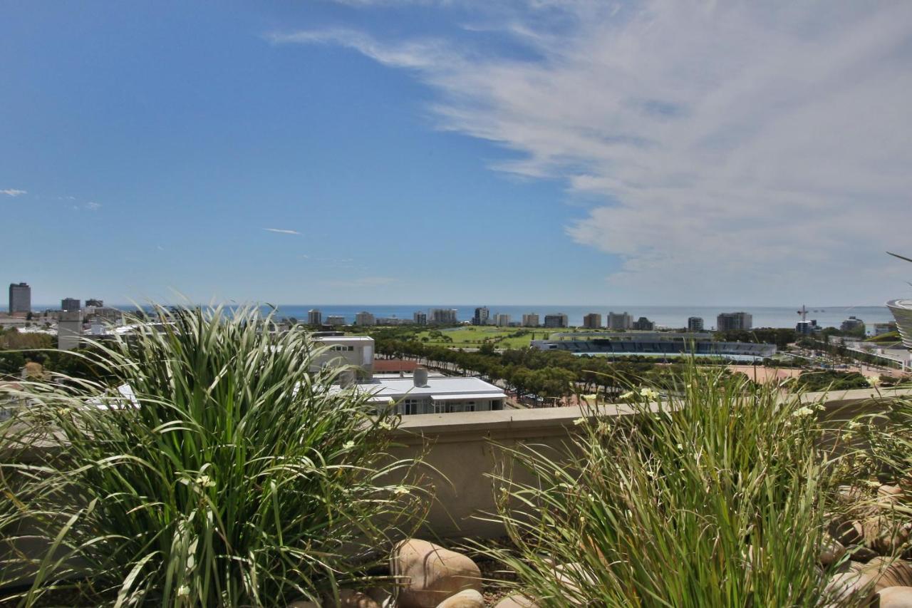 Apartment Cape Royale 1 Bedroom Luxury With Mountain View Cape Town